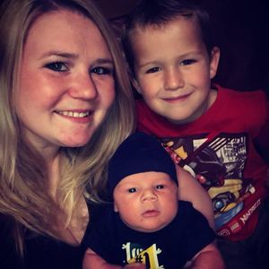 Meet your Posher, Ambur